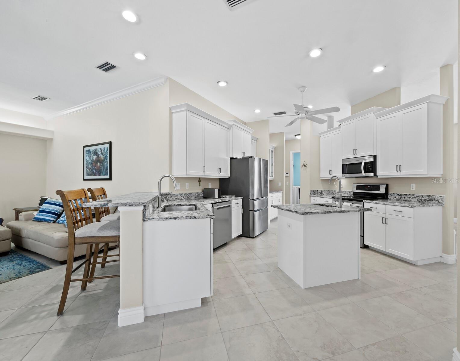 6643 BUTLERS CREST DR — photo 13