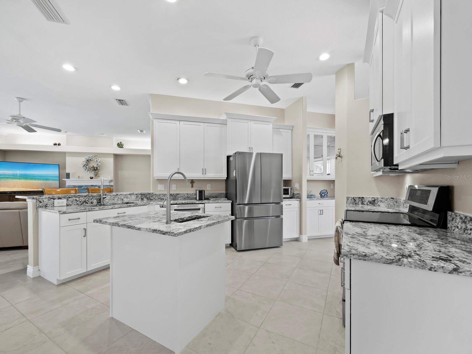 6643 BUTLERS CREST DR — photo 14