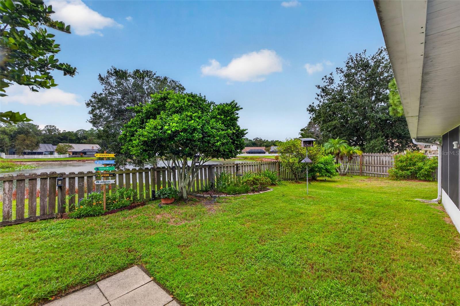 18301 BIG POND WAY — photo 32