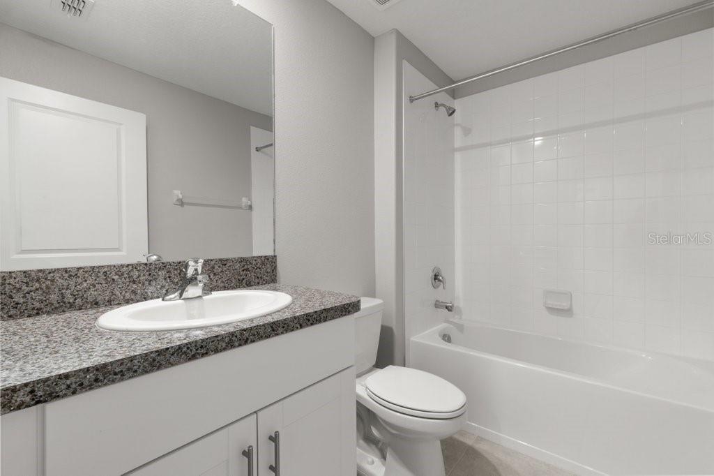 7110 AMELIA COVE CT — photo 10