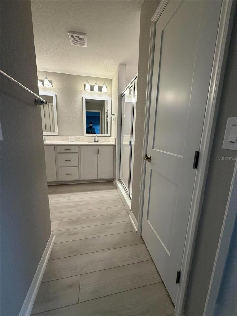 5820 27TH TER E — photo 12