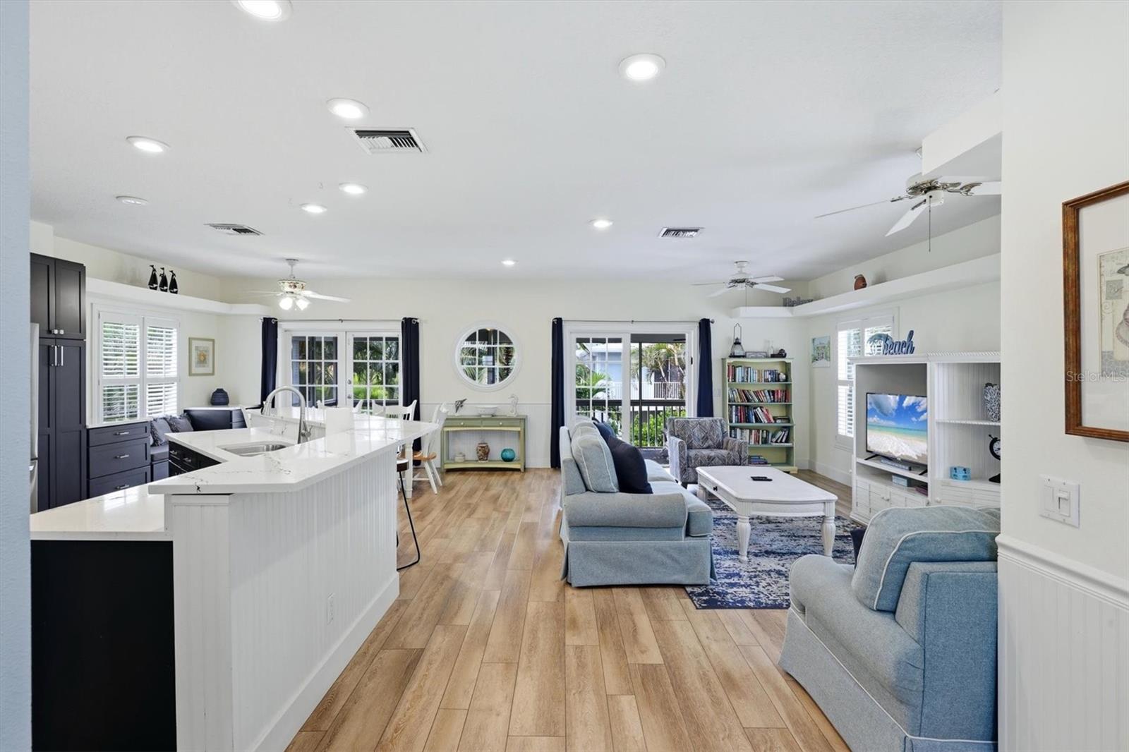 783 JACARANDA RD — photo 14