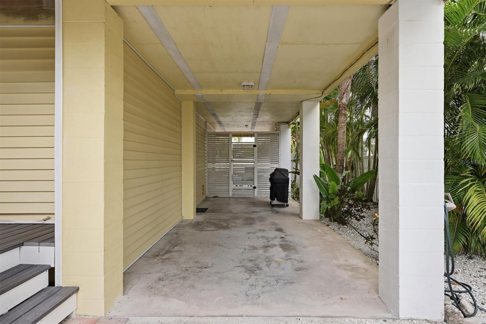 783 JACARANDA RD — photo 43