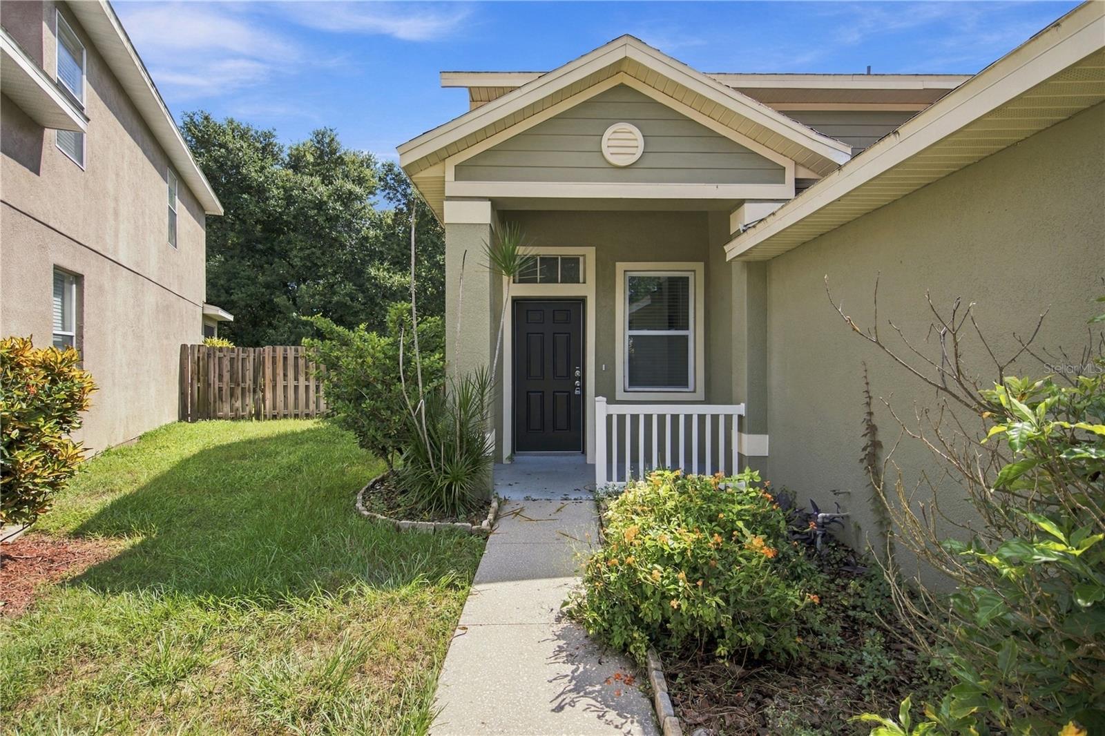 10321 AVELAR RIDGE DR — photo 3