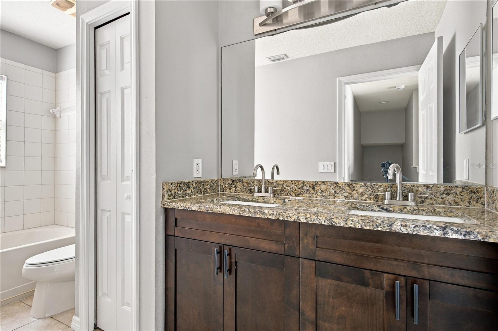 10321 AVELAR RIDGE DR — photo 22