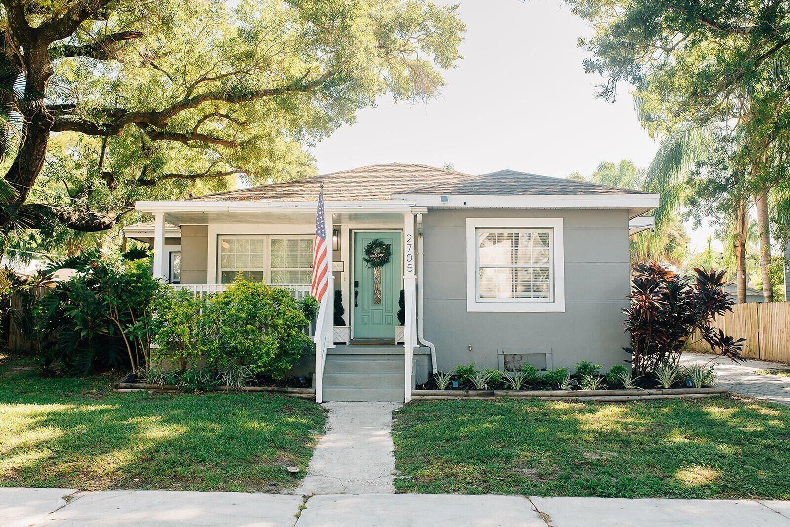 2705 N OAKDALE AVE — photo 8
