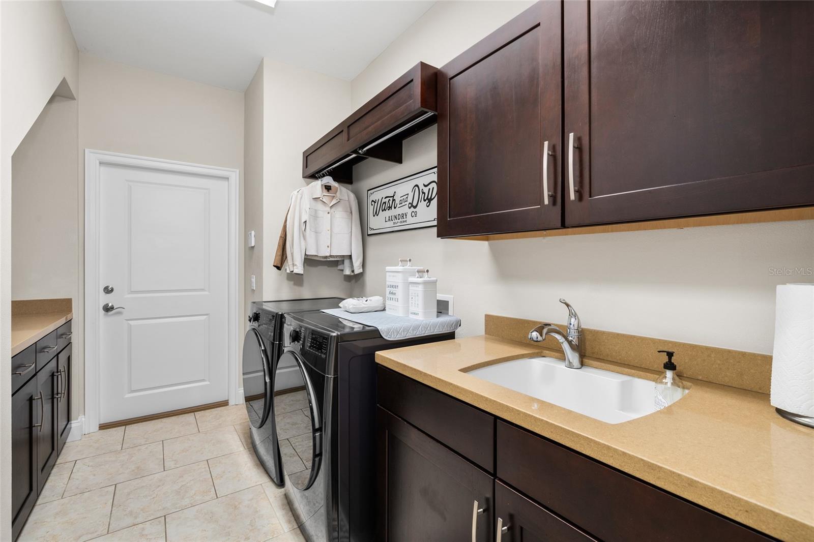 5915 ALANA LEIGH PL — photo 49