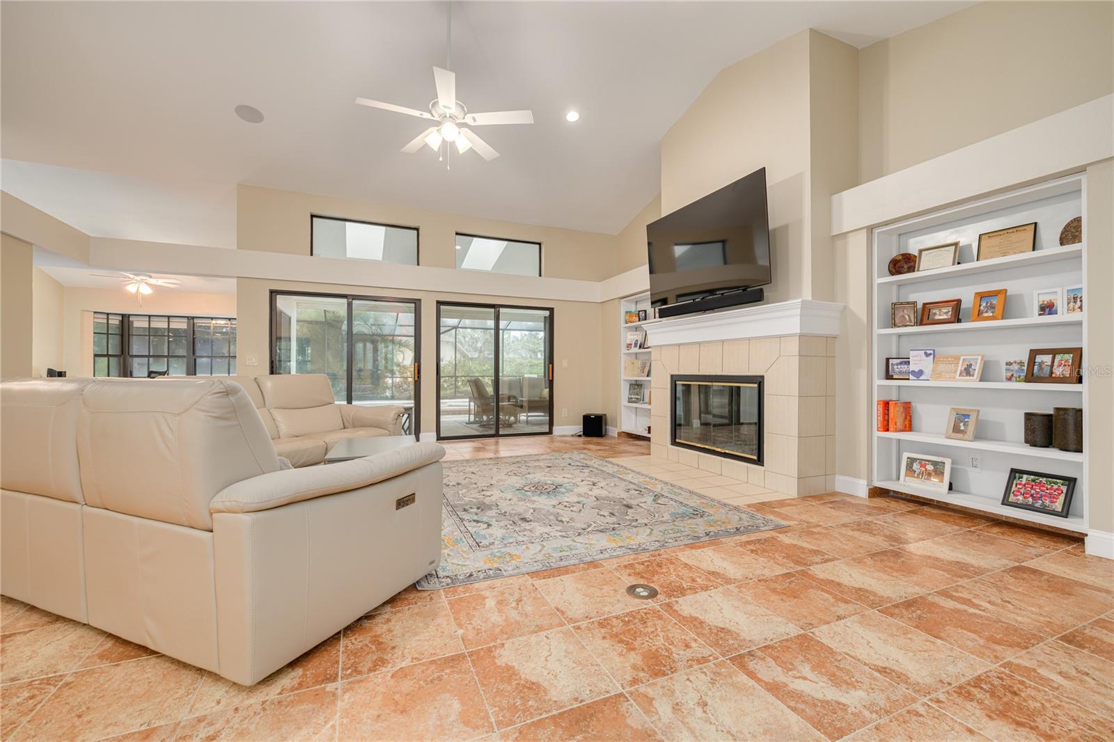 1422 MALLARD PL — photo 4