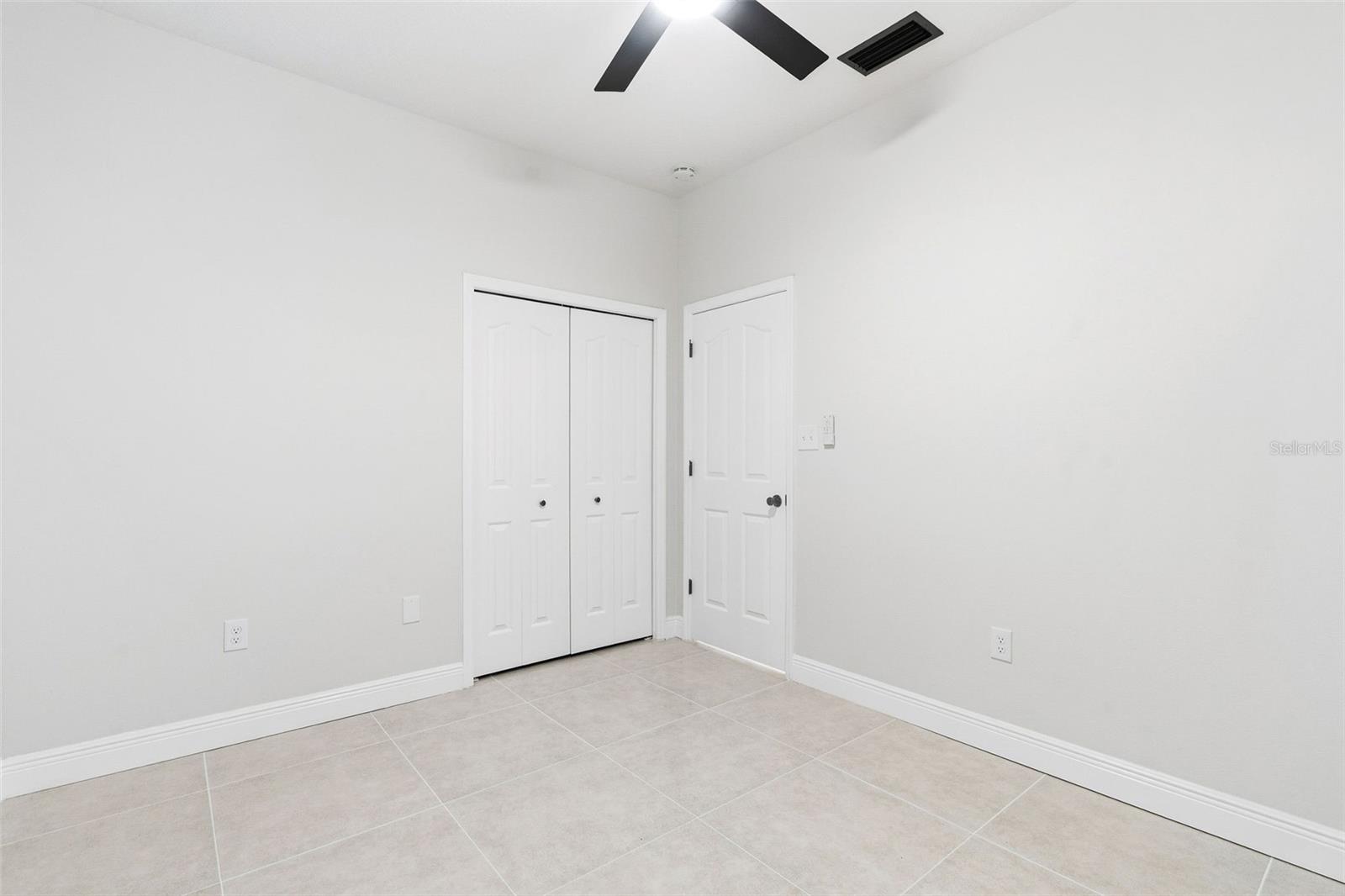 8201 CYPRESS BREEZE WAY — photo 26