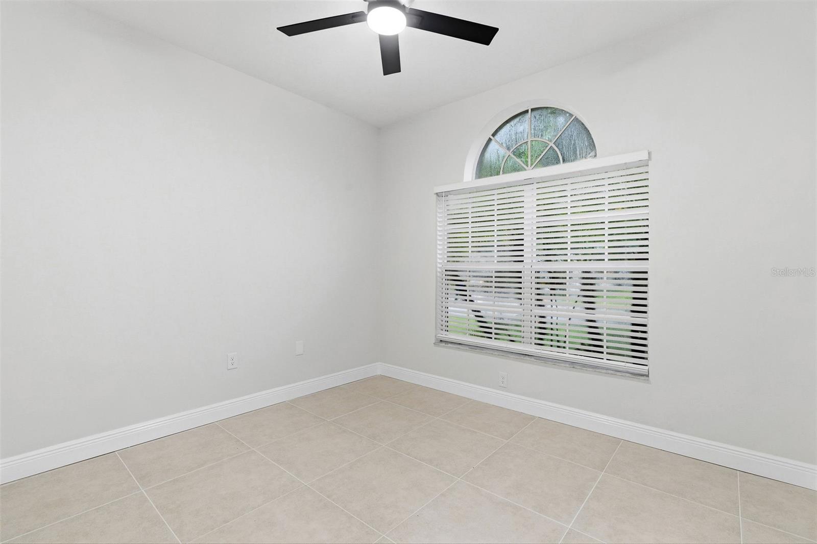 8201 CYPRESS BREEZE WAY — photo 24