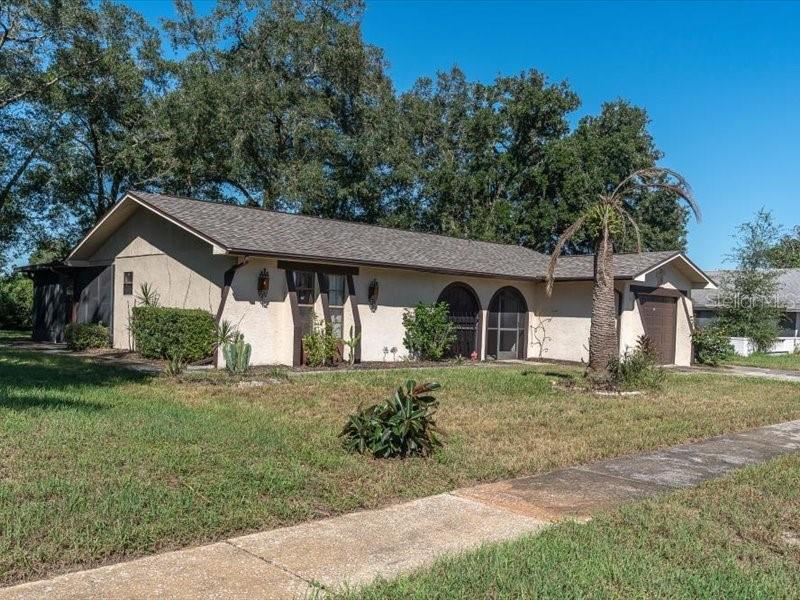 12805 PECAN TREE DR — photo 37