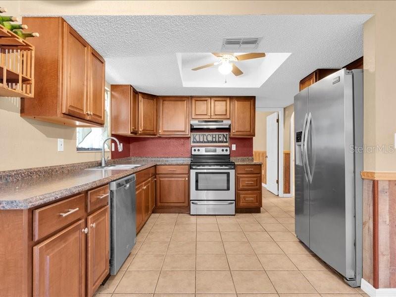 12805 PECAN TREE DR — photo 8