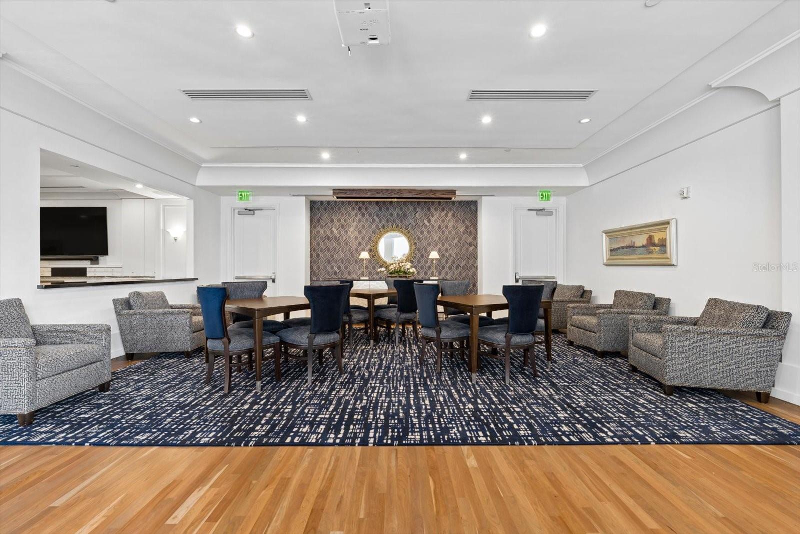 1350 MAIN ST #1703 — photo 58