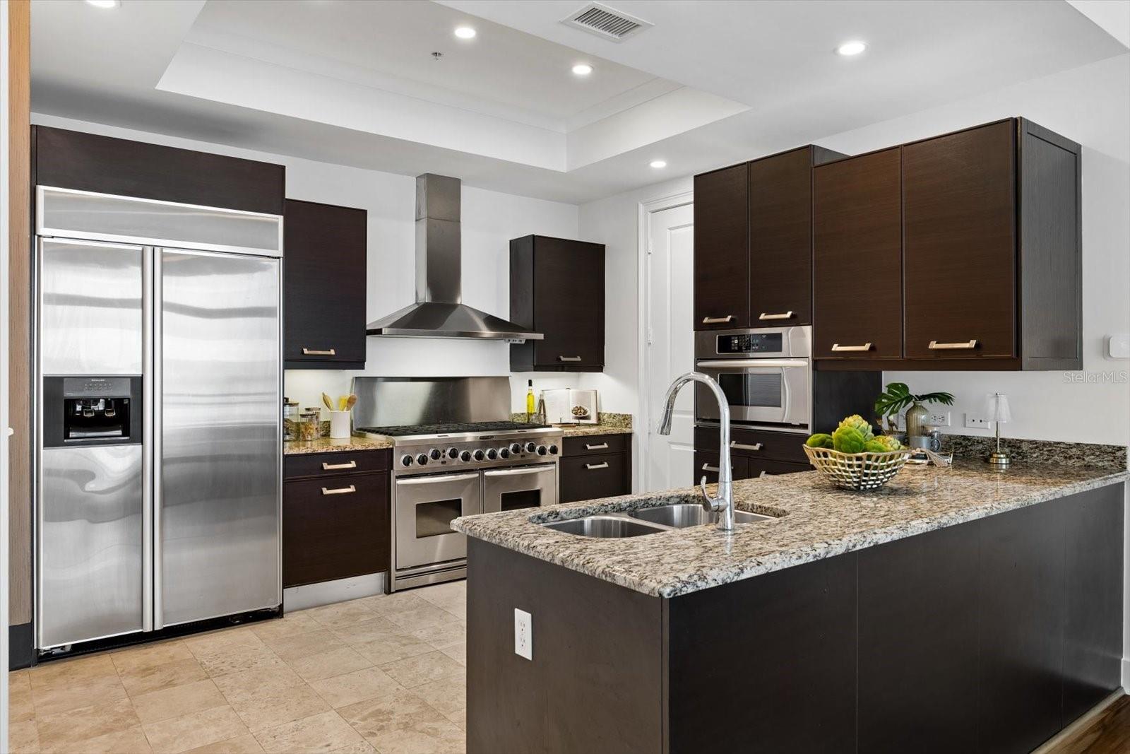 1350 MAIN ST #1703 — photo 3