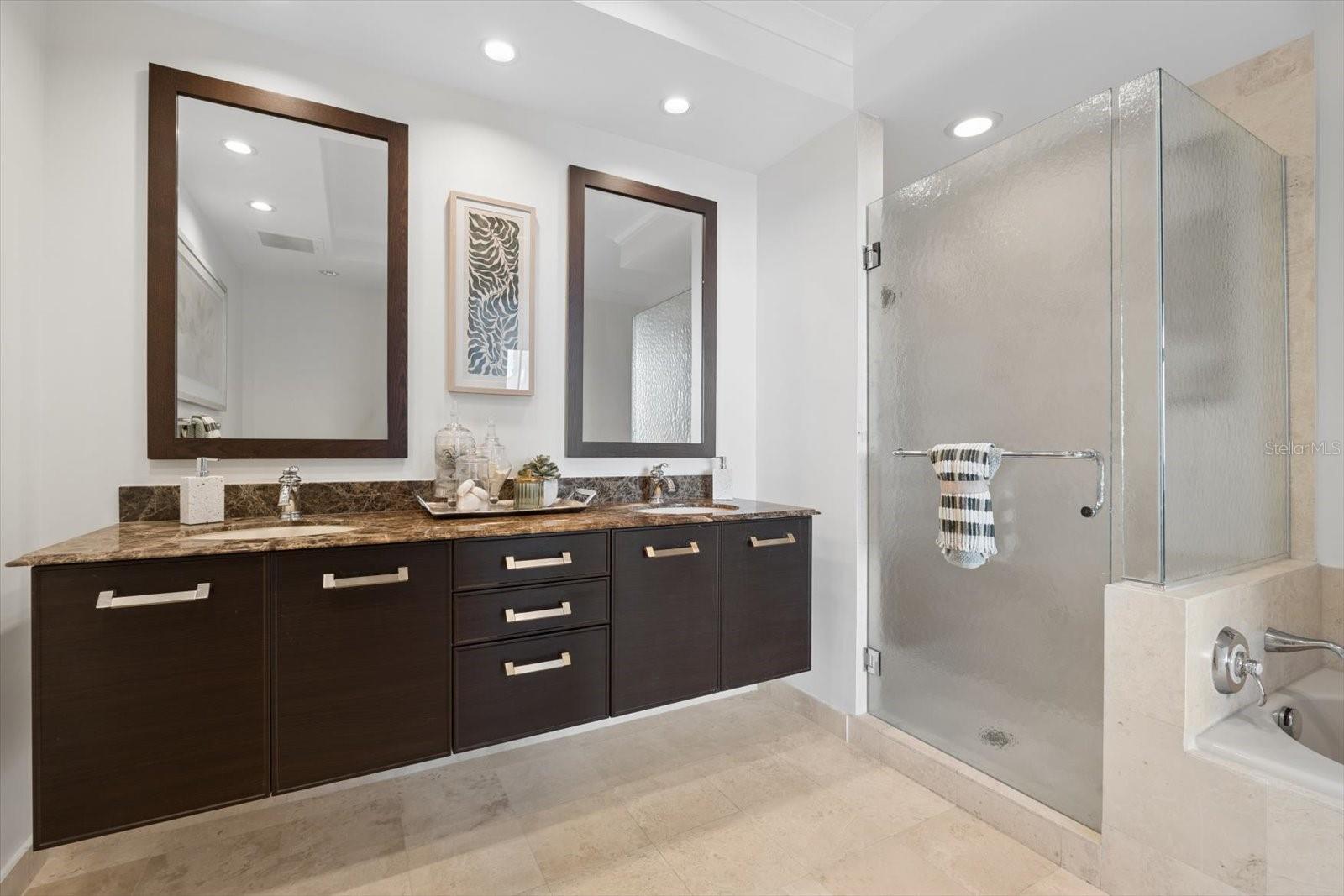 1350 MAIN ST #1703 — photo 38