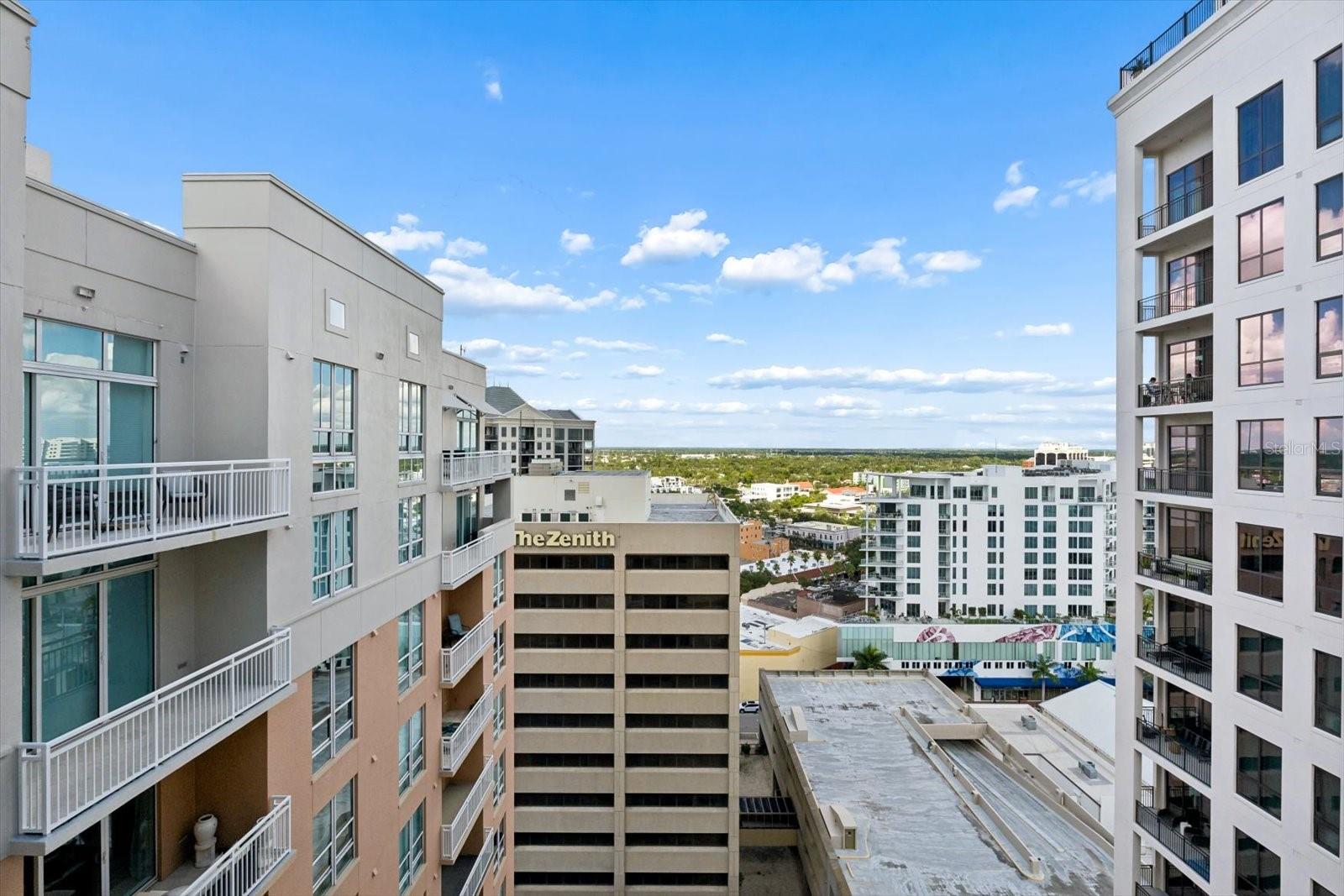 1350 MAIN ST #1703 — photo 36