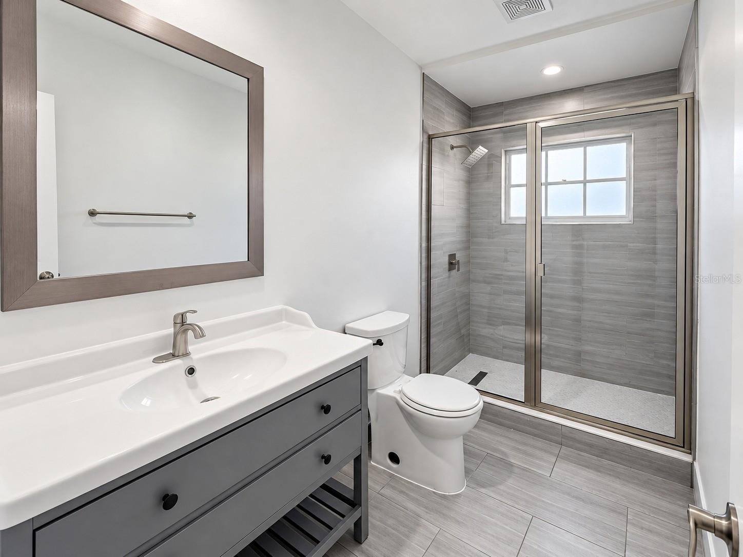 4437 DOLPHIN DR — photo 7