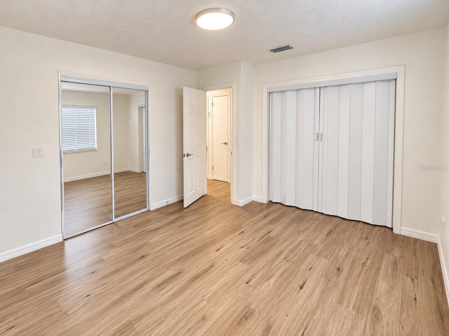 4437 DOLPHIN DR — photo 10