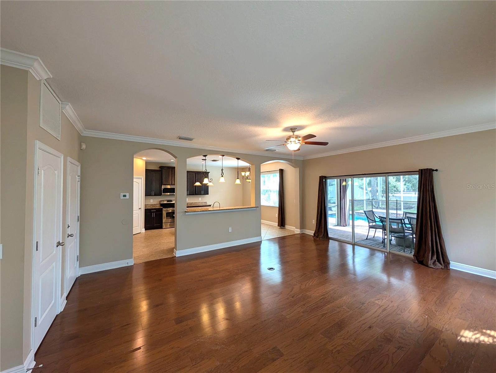 7714 LANDCARE LN — photo 8