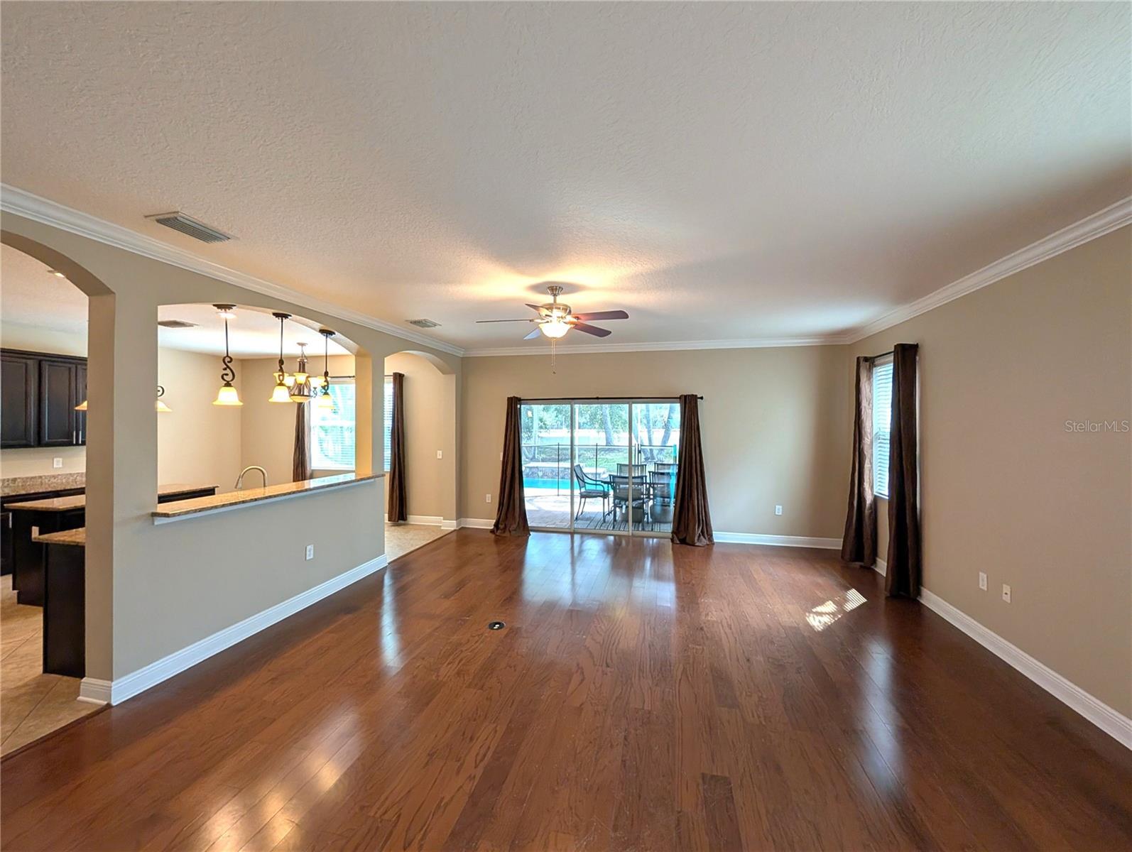 7714 LANDCARE LN — photo 7