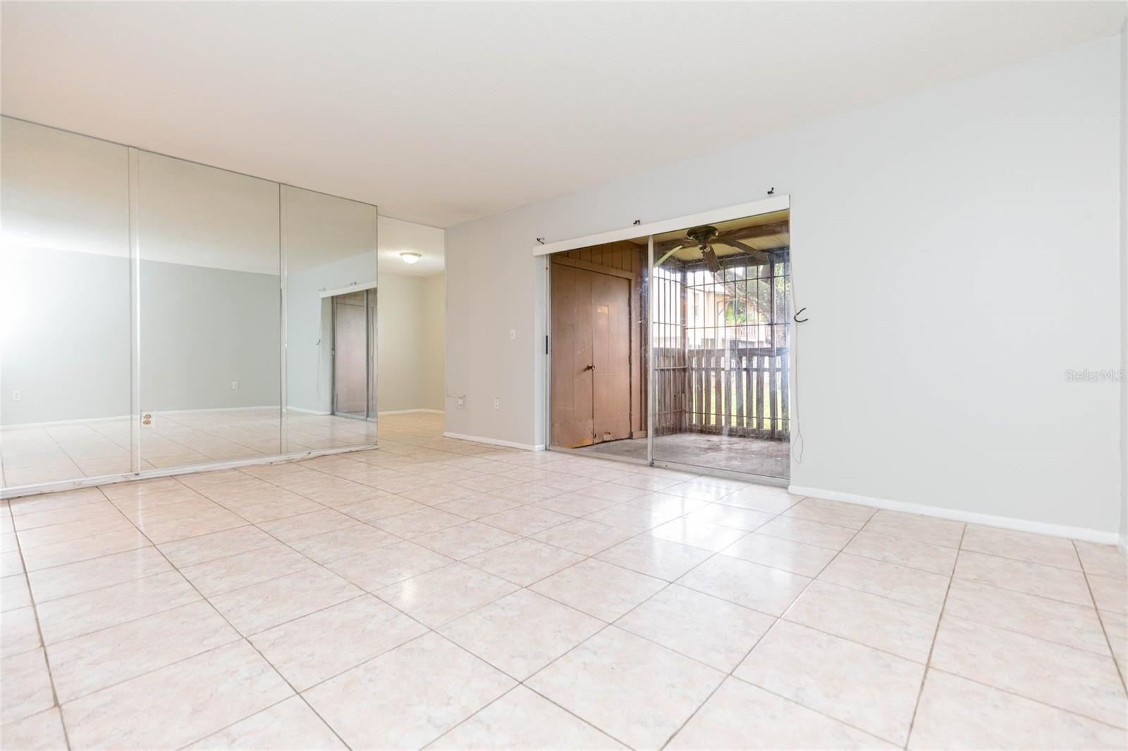 9035 WESTCHESTER CIR #133 — photo 5