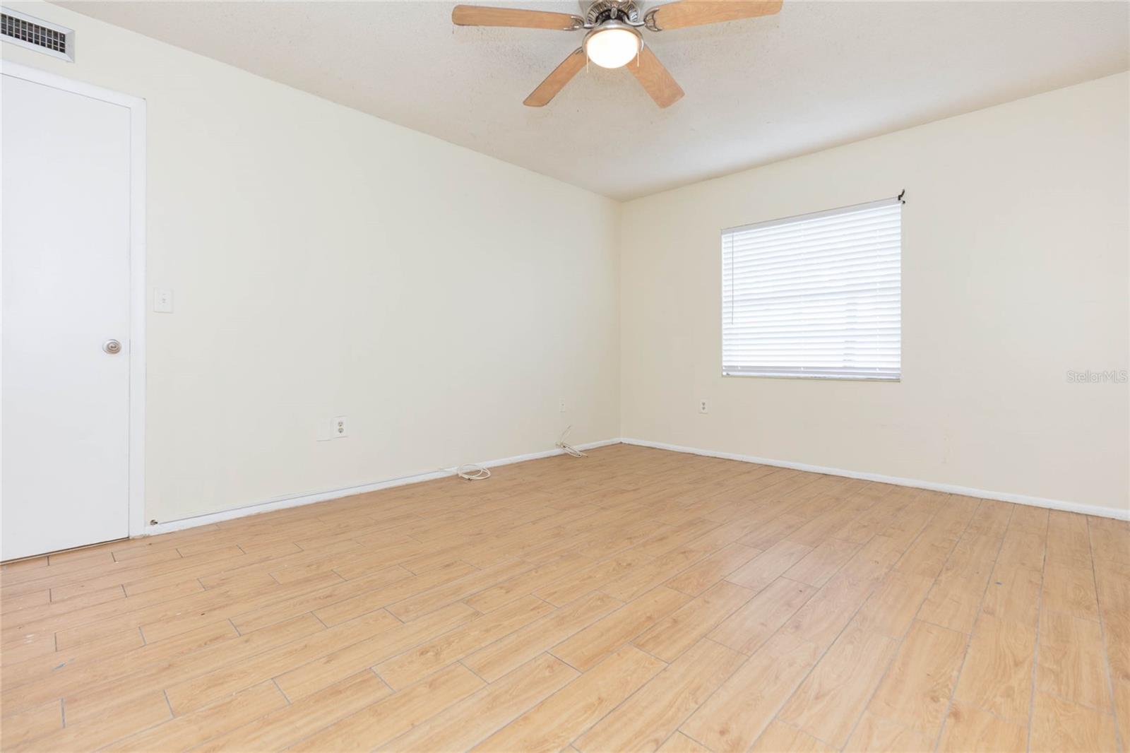 9035 WESTCHESTER CIR #133 — photo 29