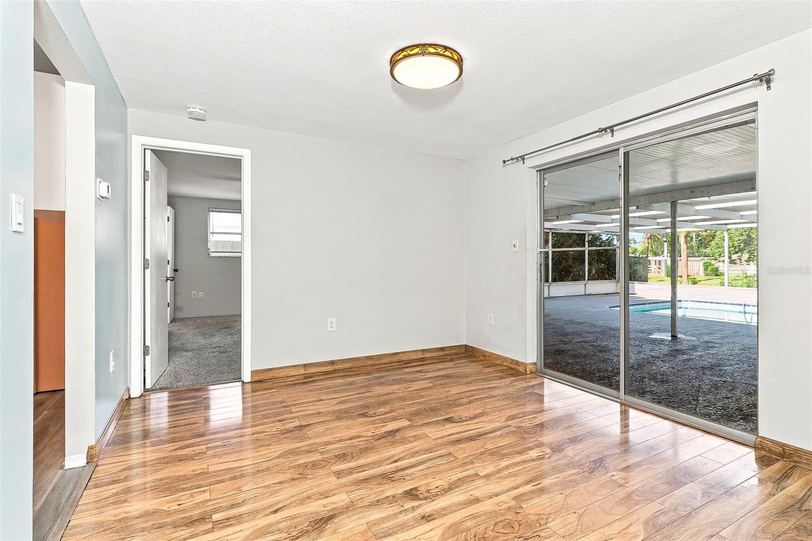 10121 OLEANDER DR — photo 6