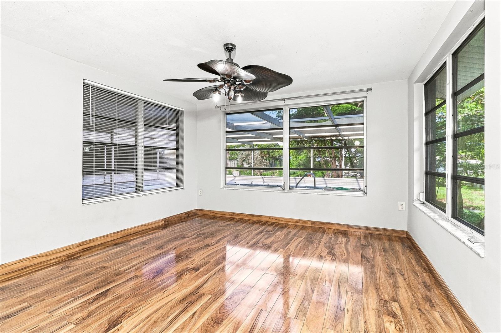 10121 OLEANDER DR — photo 5