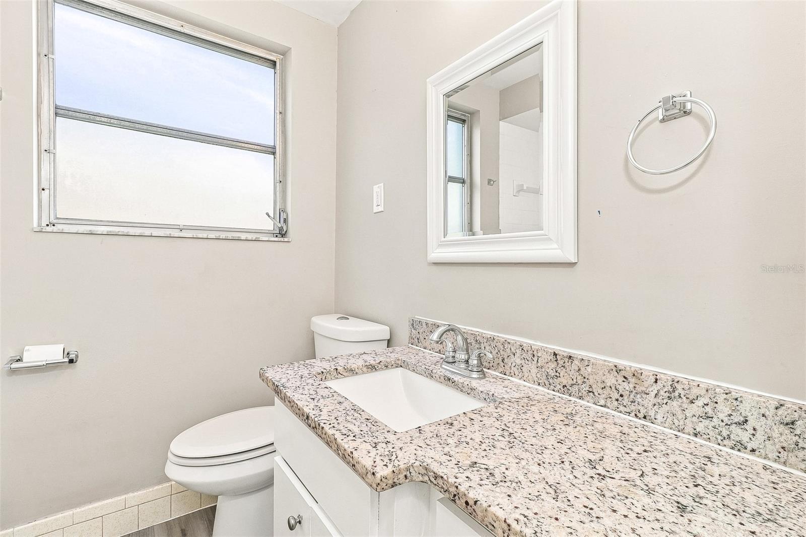 10121 OLEANDER DR — photo 11