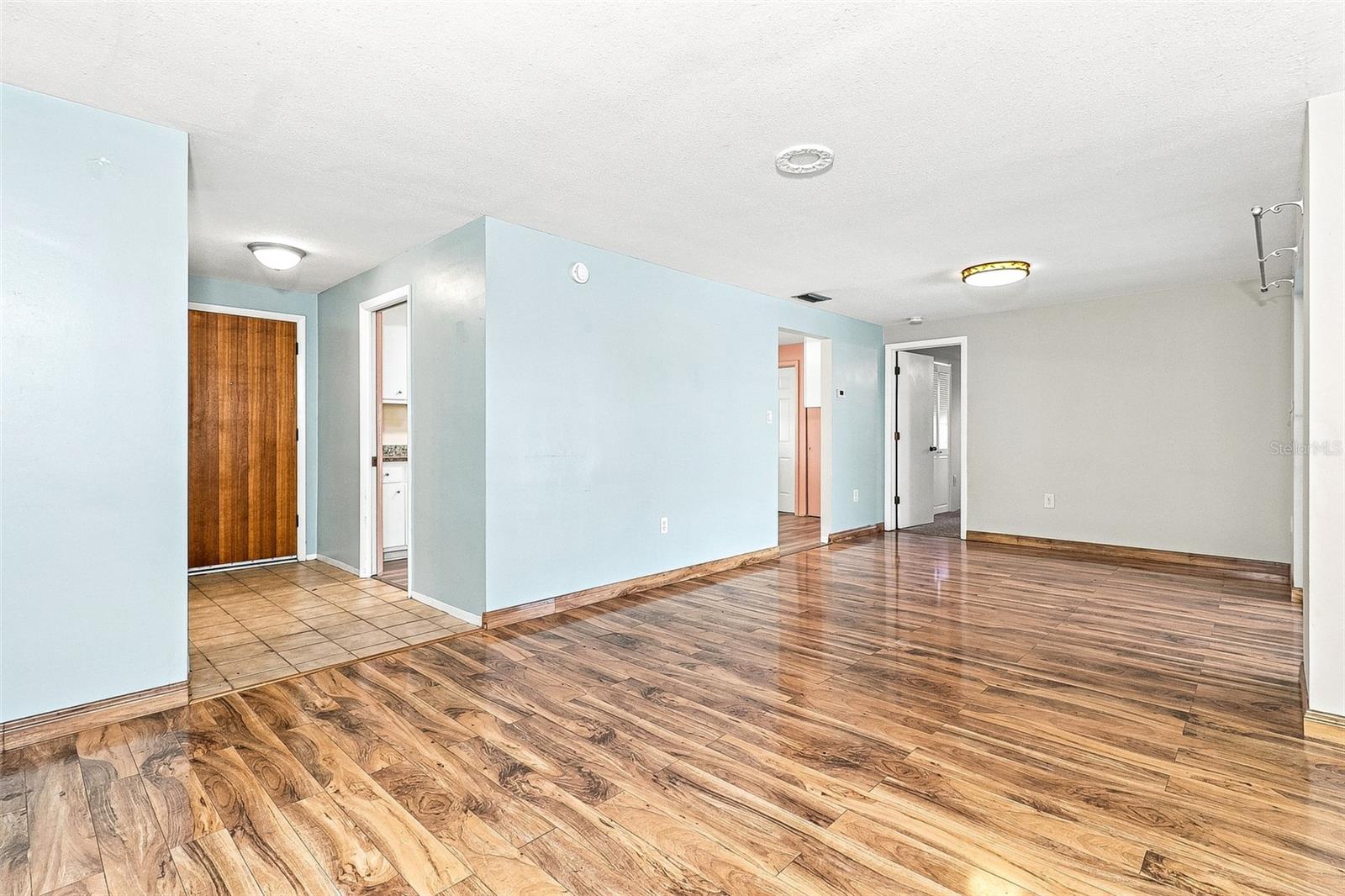 10121 OLEANDER DR — photo 4