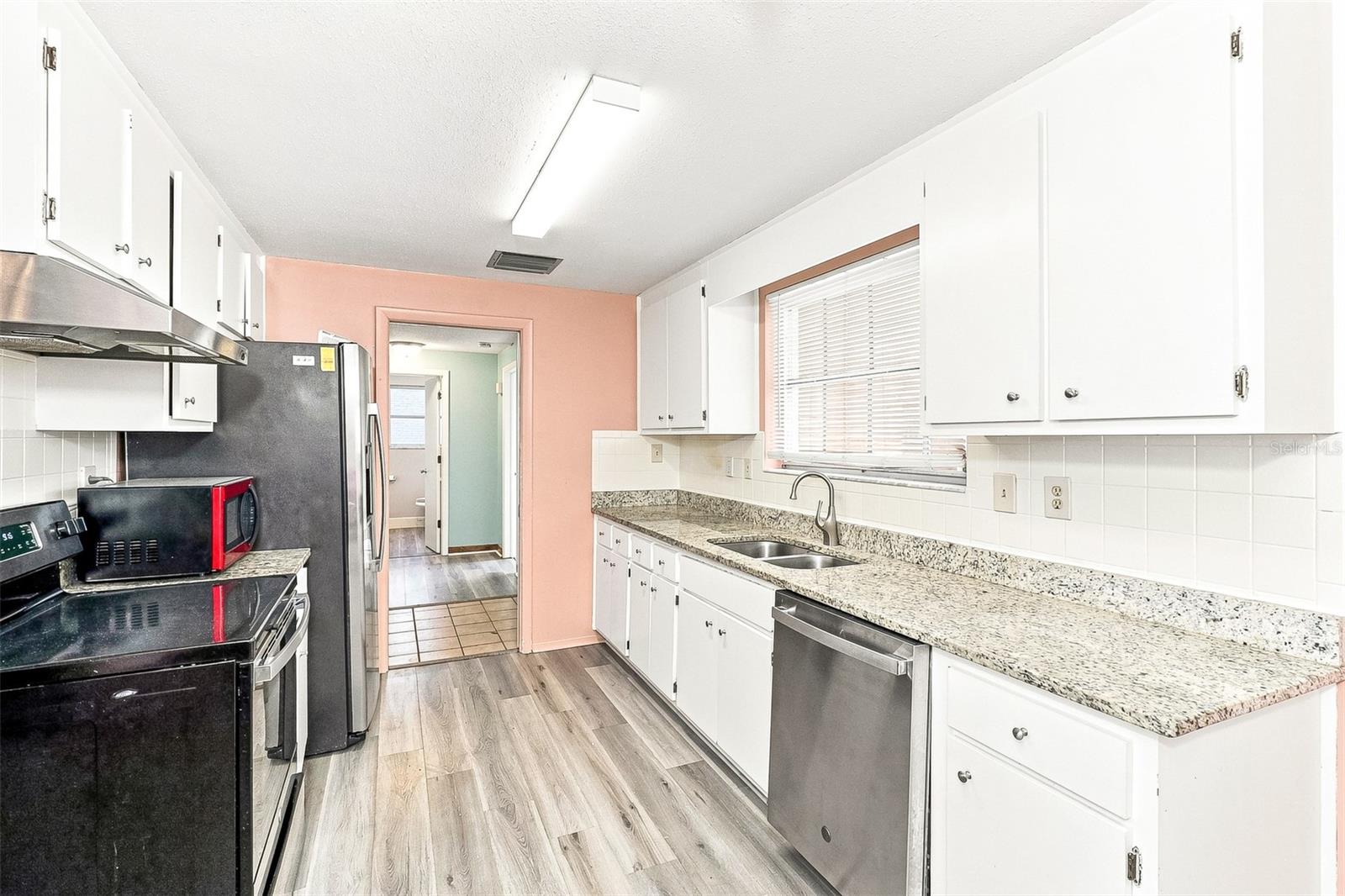 10121 OLEANDER DR — photo 7
