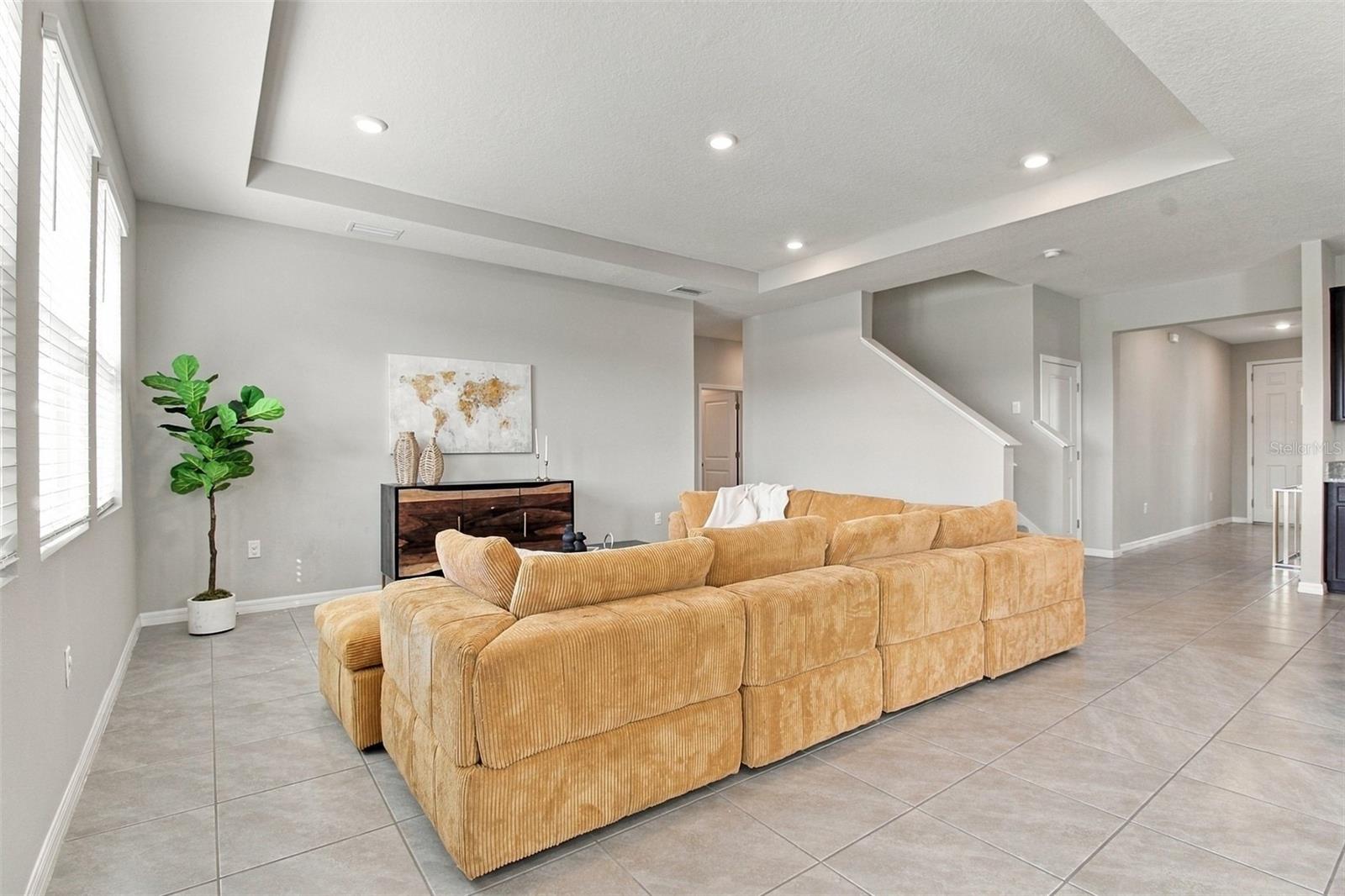 1510 TROPICAL OASIS AVE — photo 17
