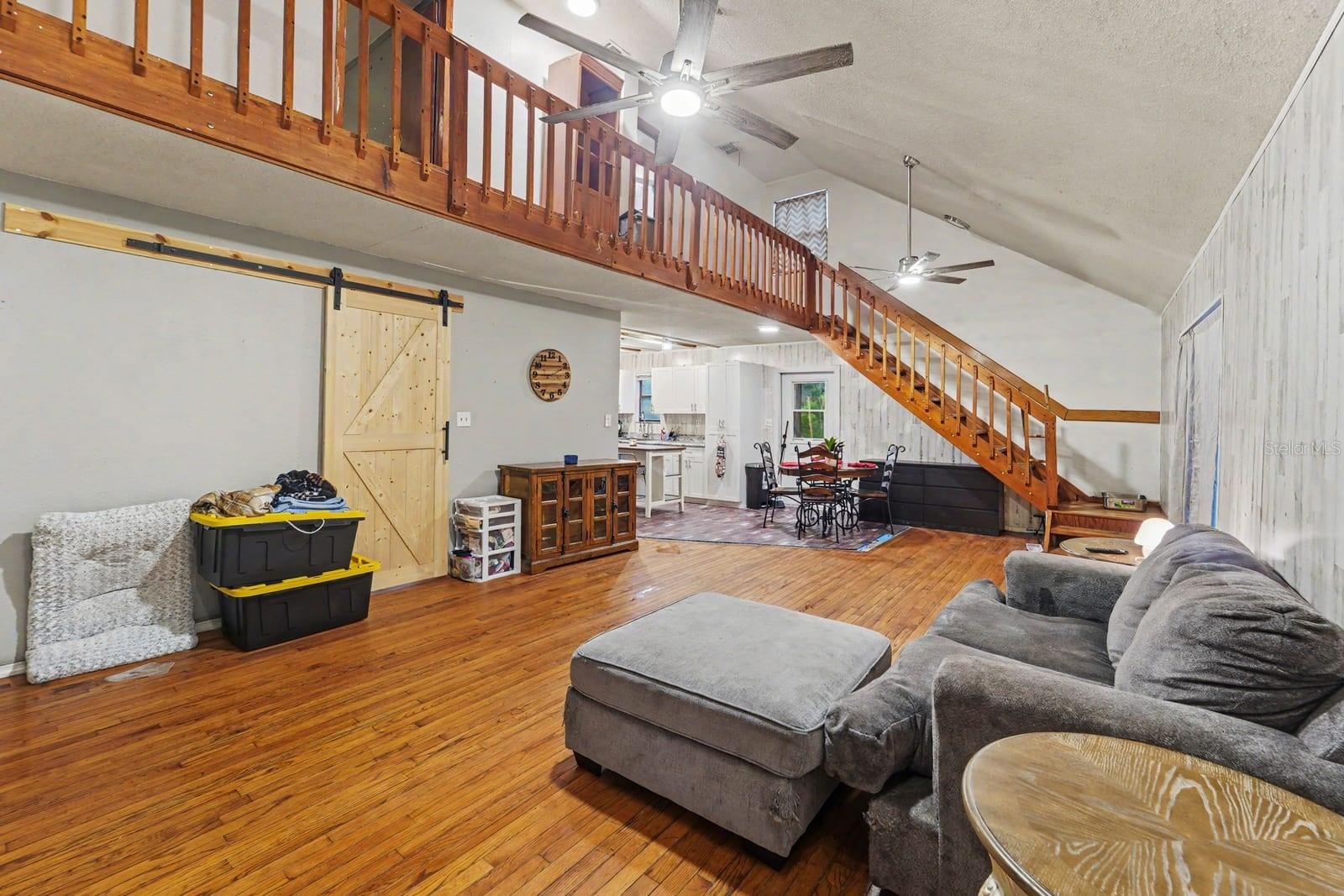 12789 CIRCLE LAKE DR — photo 2