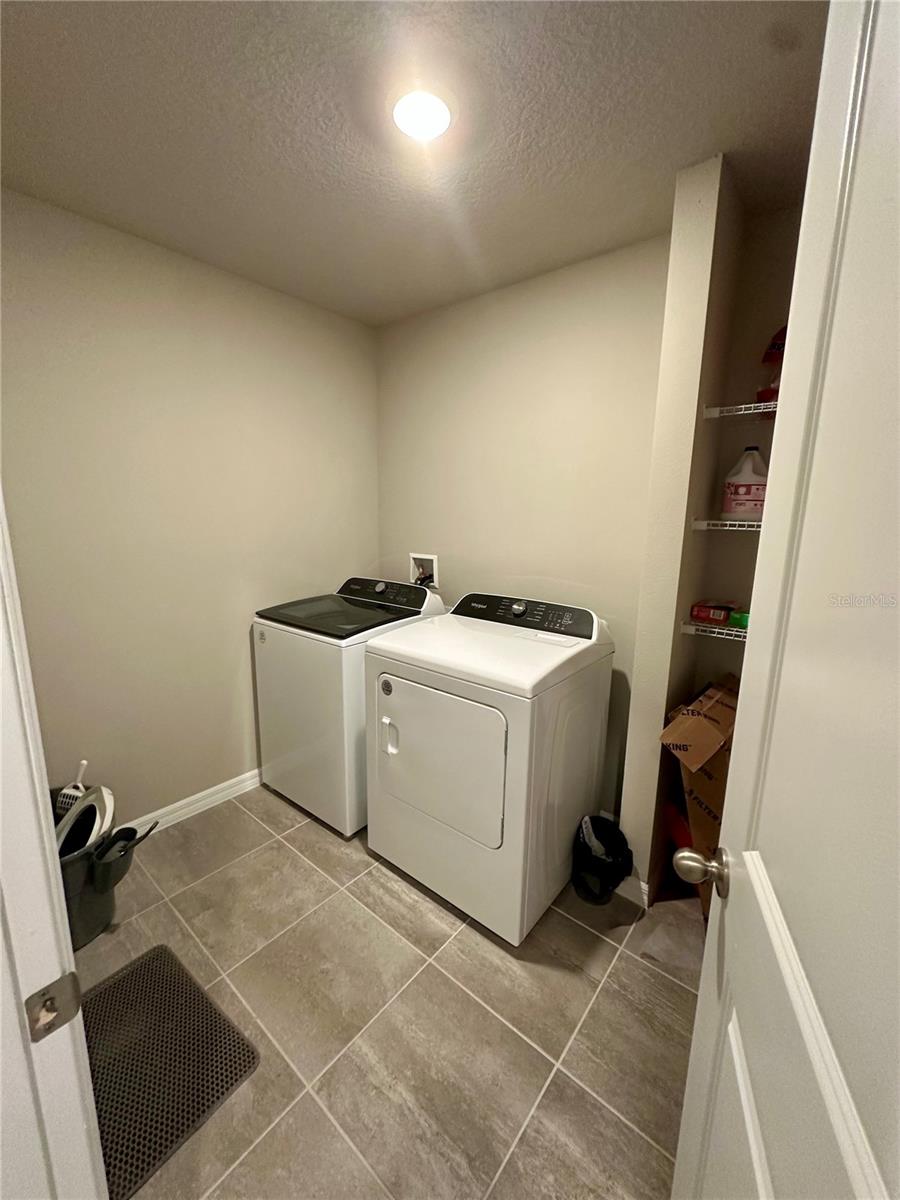3910 RADIANT MOUNTAIN DR — photo 28