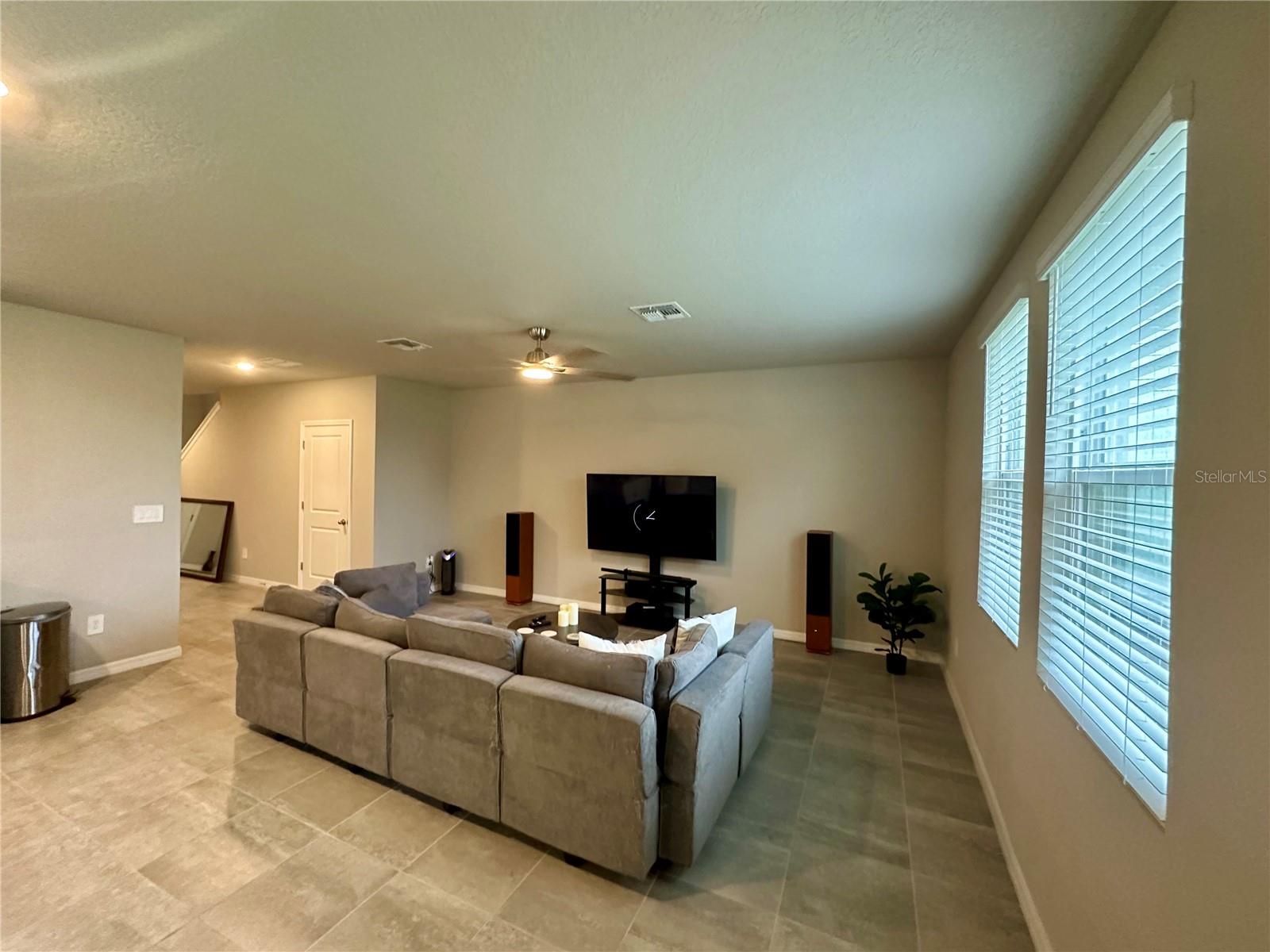 3910 RADIANT MOUNTAIN DR — photo 12