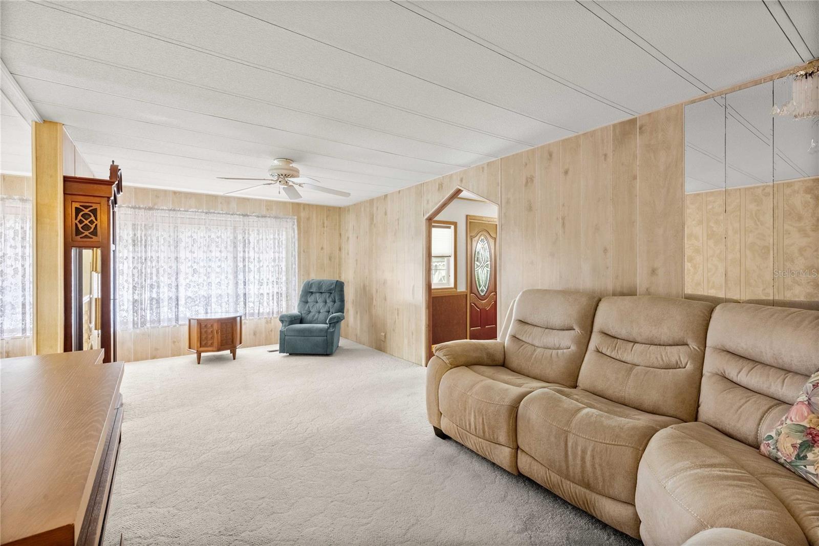 5244 JO ST — photo 14