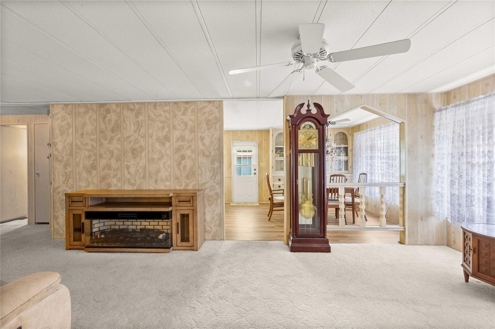 5244 JO ST — photo 13