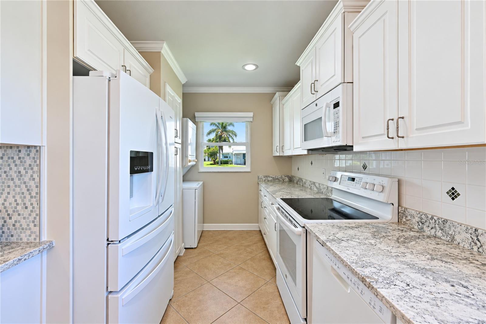 9413 CONCORD CIR — photo 10