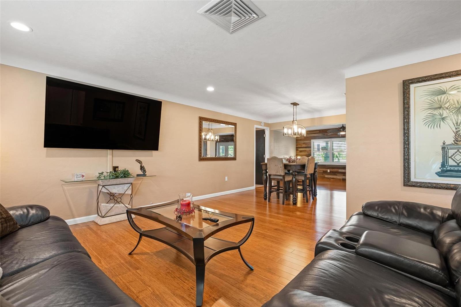 3323 SPRING MILL CIR — photo 6