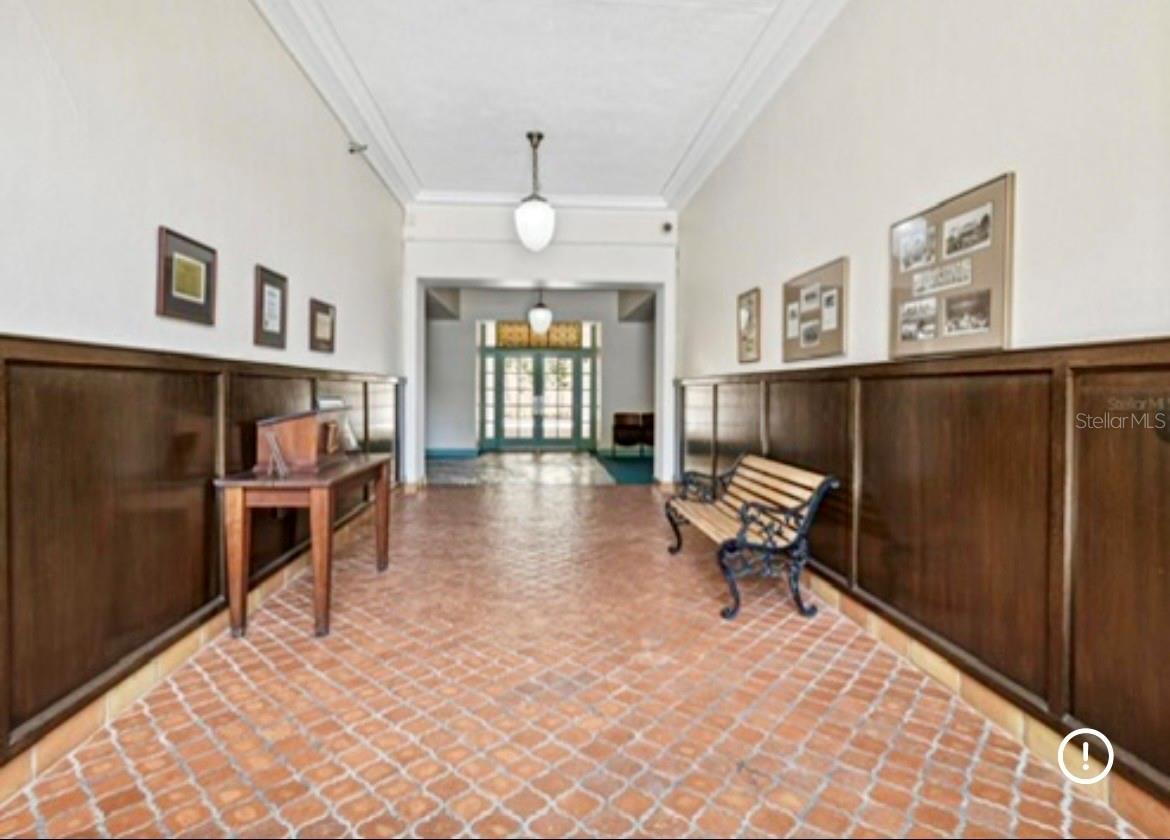 701 MIRROR LAKE DR N #120 — photo 4