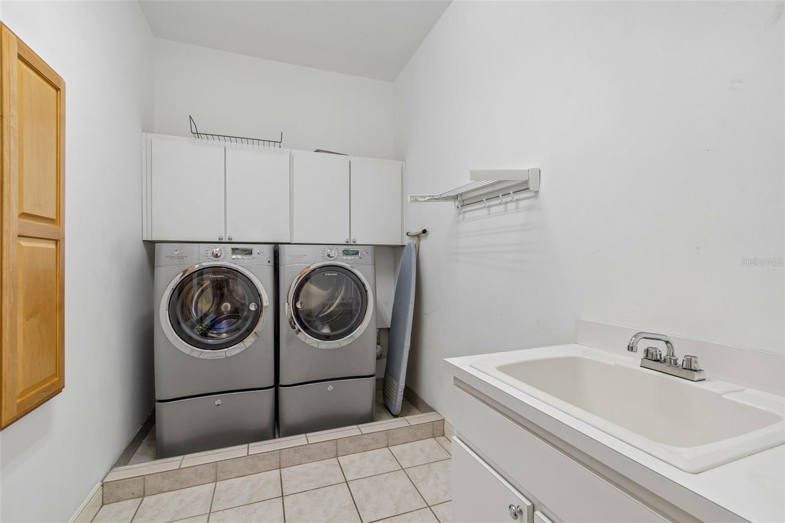 107 BERMUDA AVE — photo 52