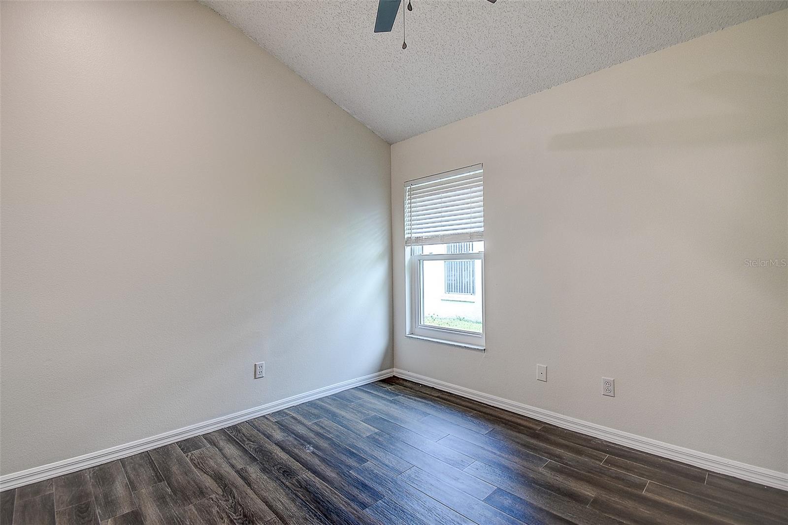 1709 SCOTCH PINE DR — photo 19