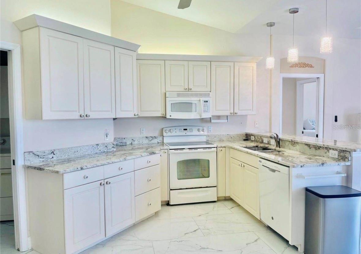 2953 SEASONS BLVD — photo 19