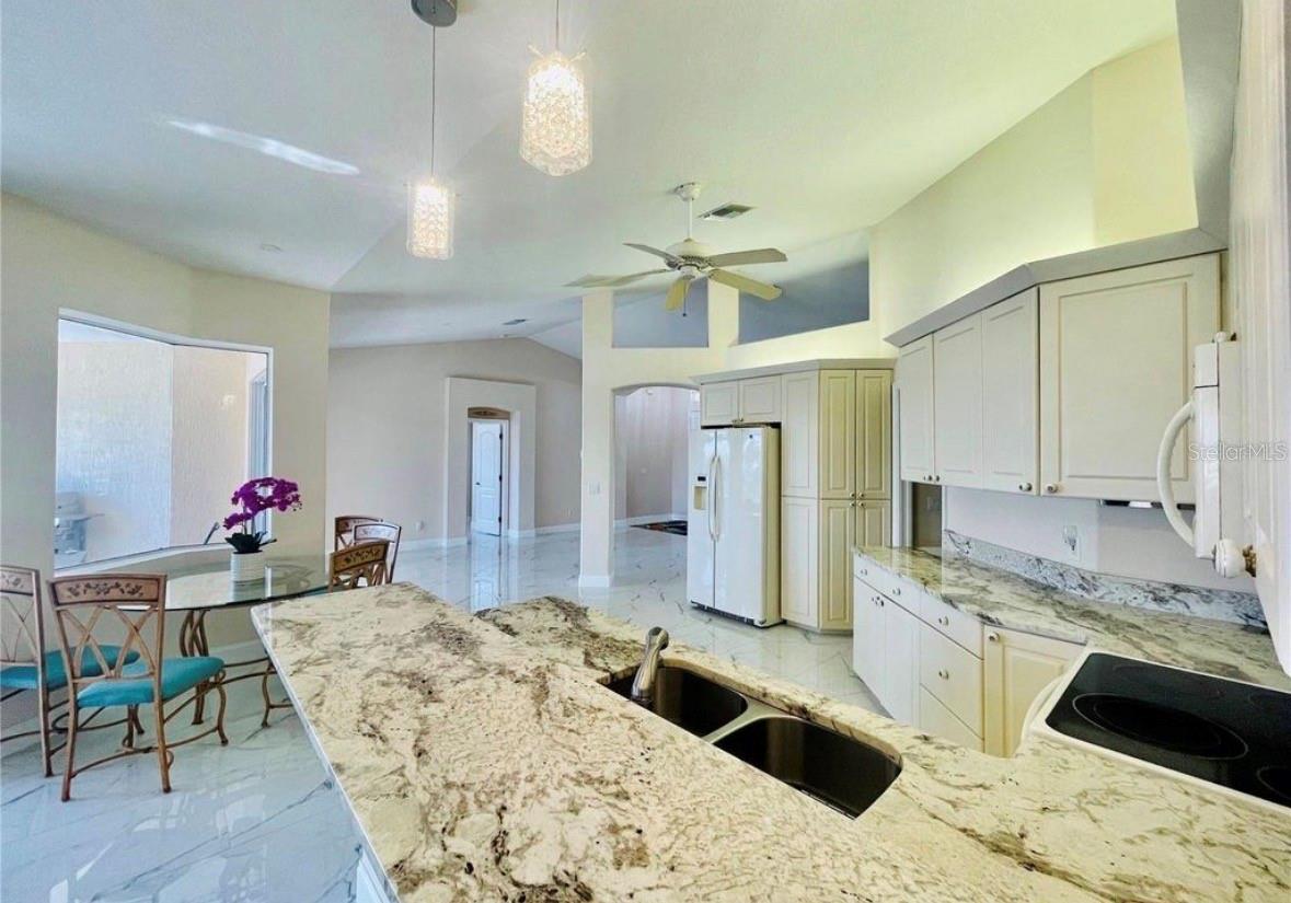 2953 SEASONS BLVD — photo 12