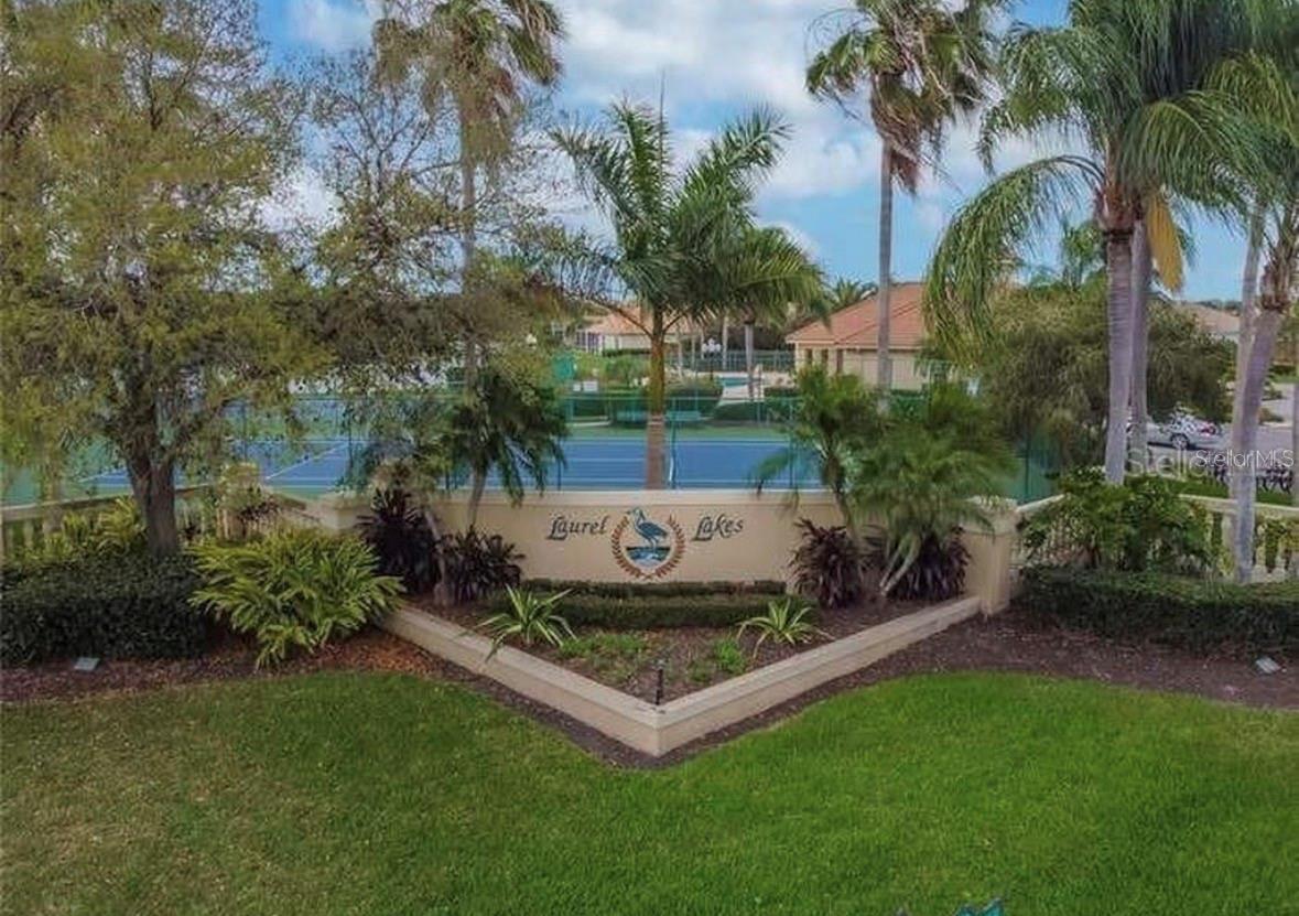 2953 SEASONS BLVD — photo 34