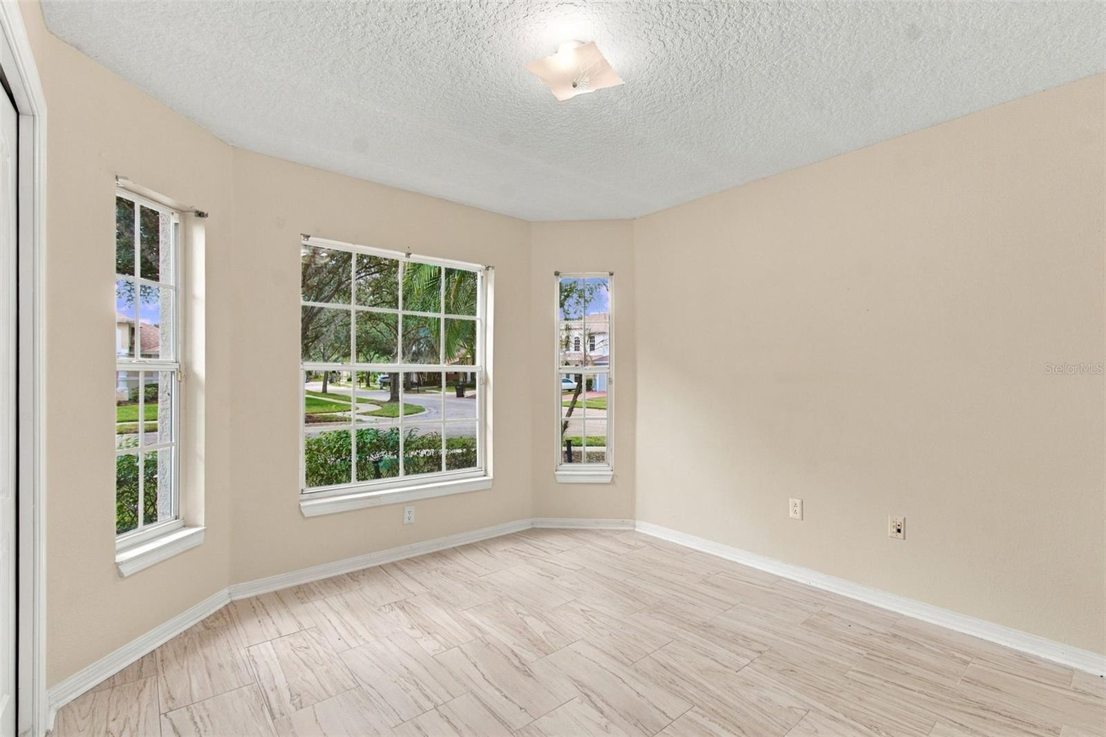 16207 ASHLEY PARK PL — photo 10