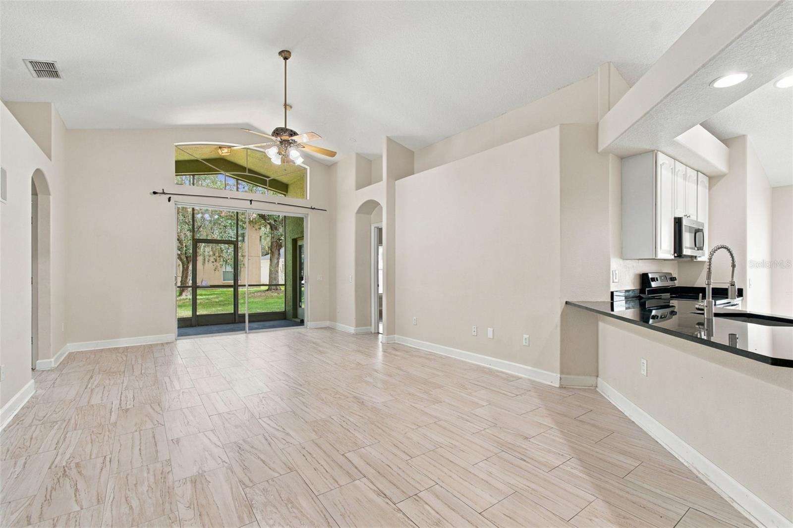 16207 ASHLEY PARK PL — photo 22