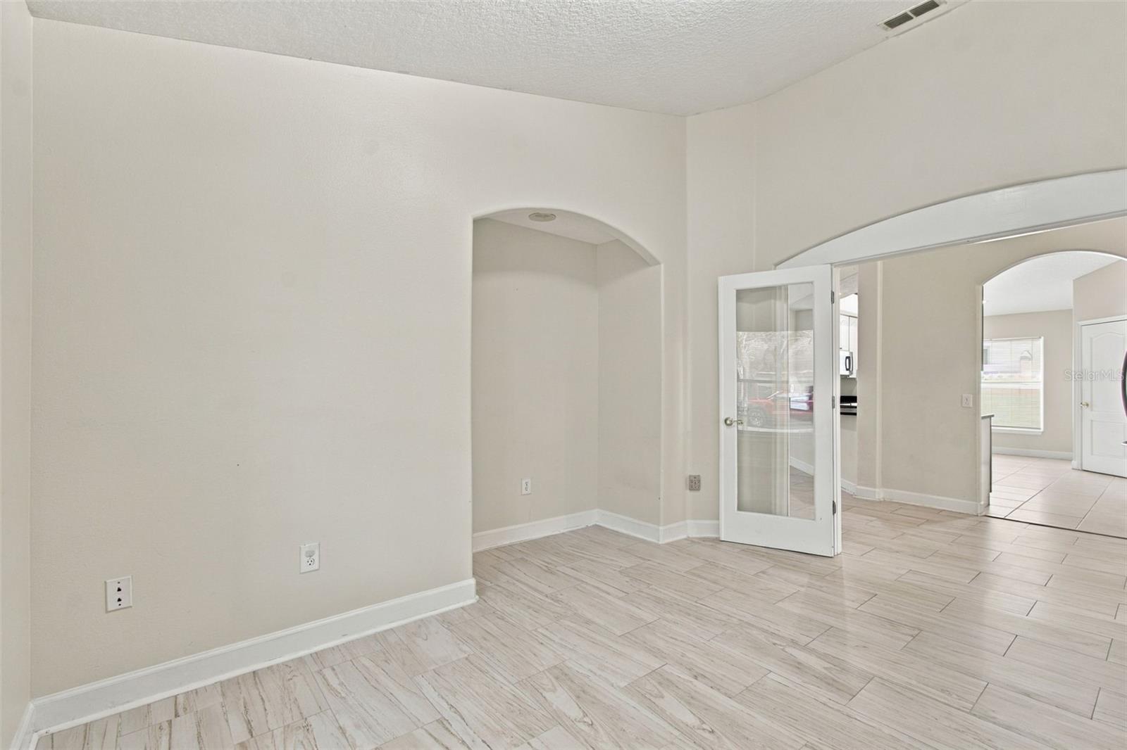 16207 ASHLEY PARK PL — photo 18