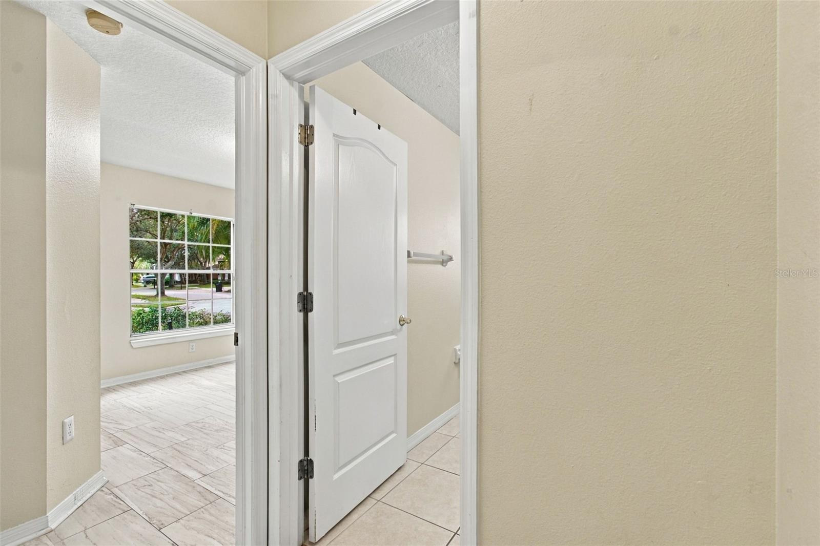 16207 ASHLEY PARK PL — photo 7