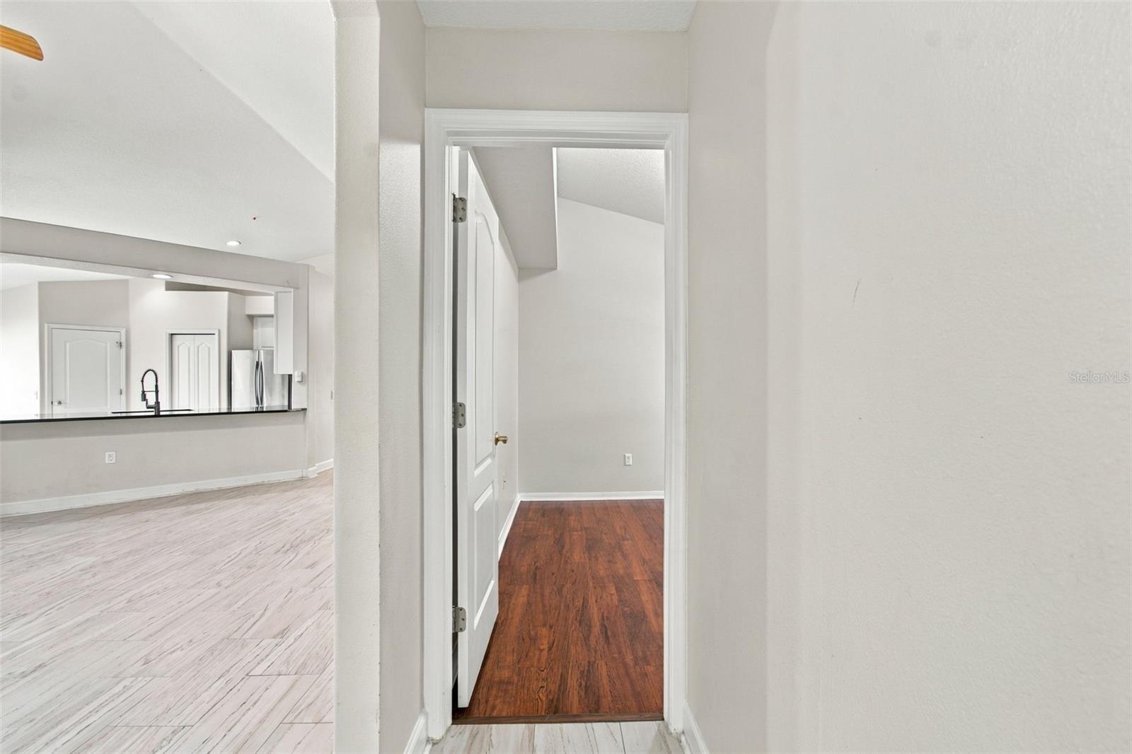 16207 ASHLEY PARK PL — photo 40
